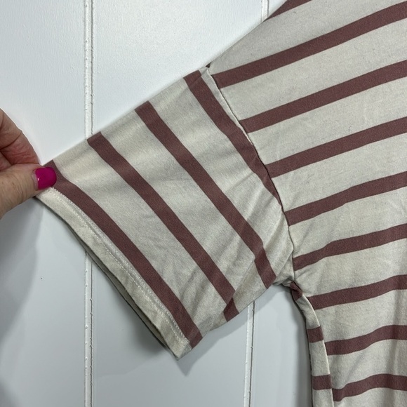 White Birch Womens Jersey Top M Cream Mauve Stripes Floral Print Criss/Cross EUC - Picture 3 of 9